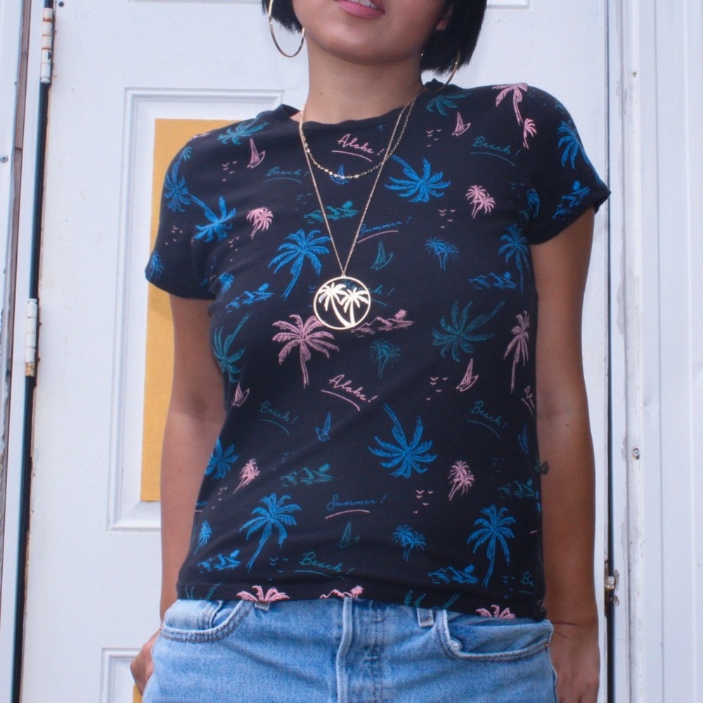 Aloha Tee - Picture 2 of 3